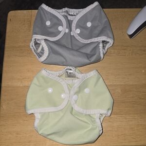 2 Thirsties Cloth Diaper Covers - Size Small 3 to 9 Months- Unisex - Good